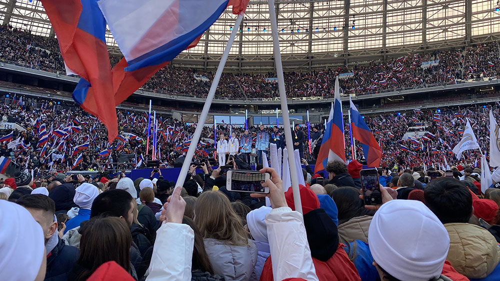 Участие студентов в концерте-митинге, посвященного Дню воссоединения Крыма и Севастополя с Россией (18.03.2022)